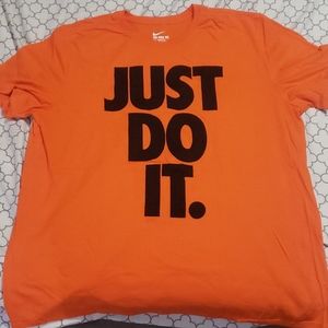 Nike Tshirt